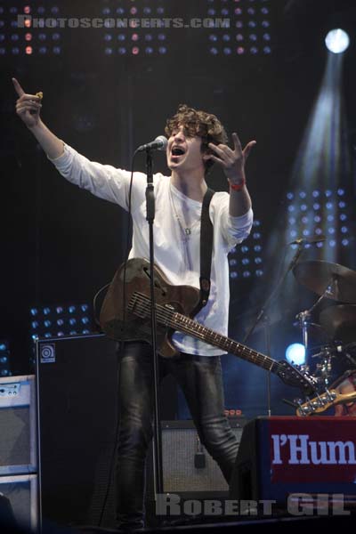 THE KOOKS - 2009-09-12 - LA COURNEUVE - Parc Departemental - Grande Scene - 